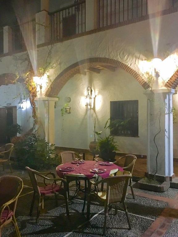 Hotel Cortijo Las Grullas Беналуп-Касас-Вьехас Экстерьер фото