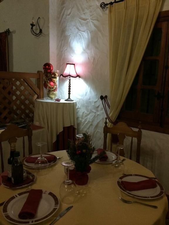 Hotel Cortijo Las Grullas Беналуп-Касас-Вьехас Экстерьер фото