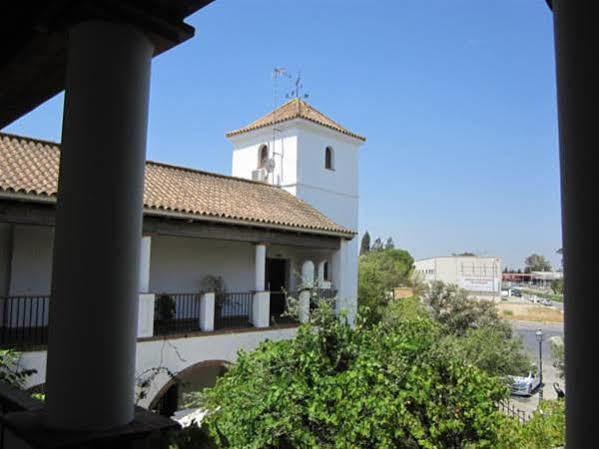 Hotel Cortijo Las Grullas Беналуп-Касас-Вьехас Экстерьер фото